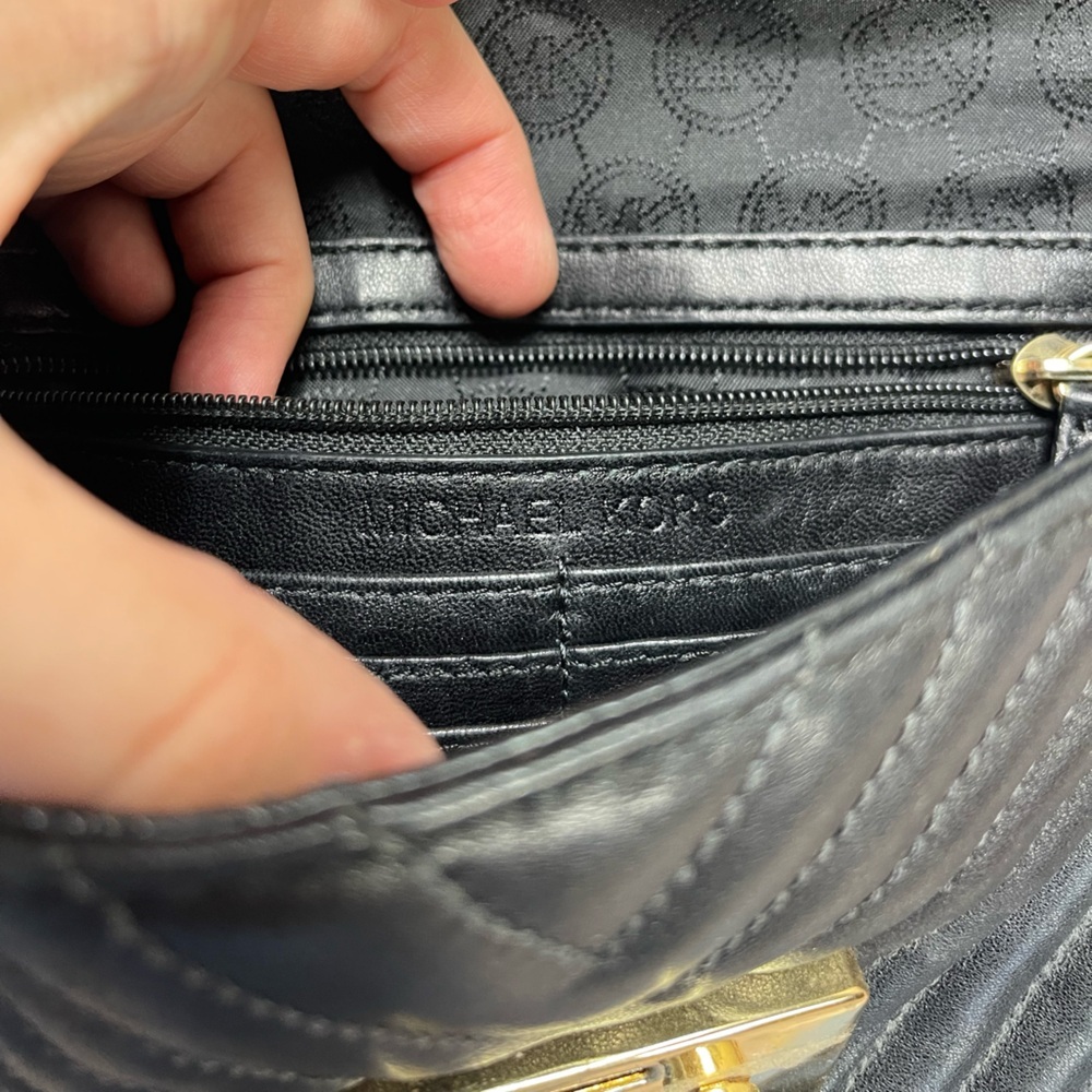 Michael Kors Quilted Leather Sloan Chain Crossbody Handbag in Black Gold - Picture 3 of 5